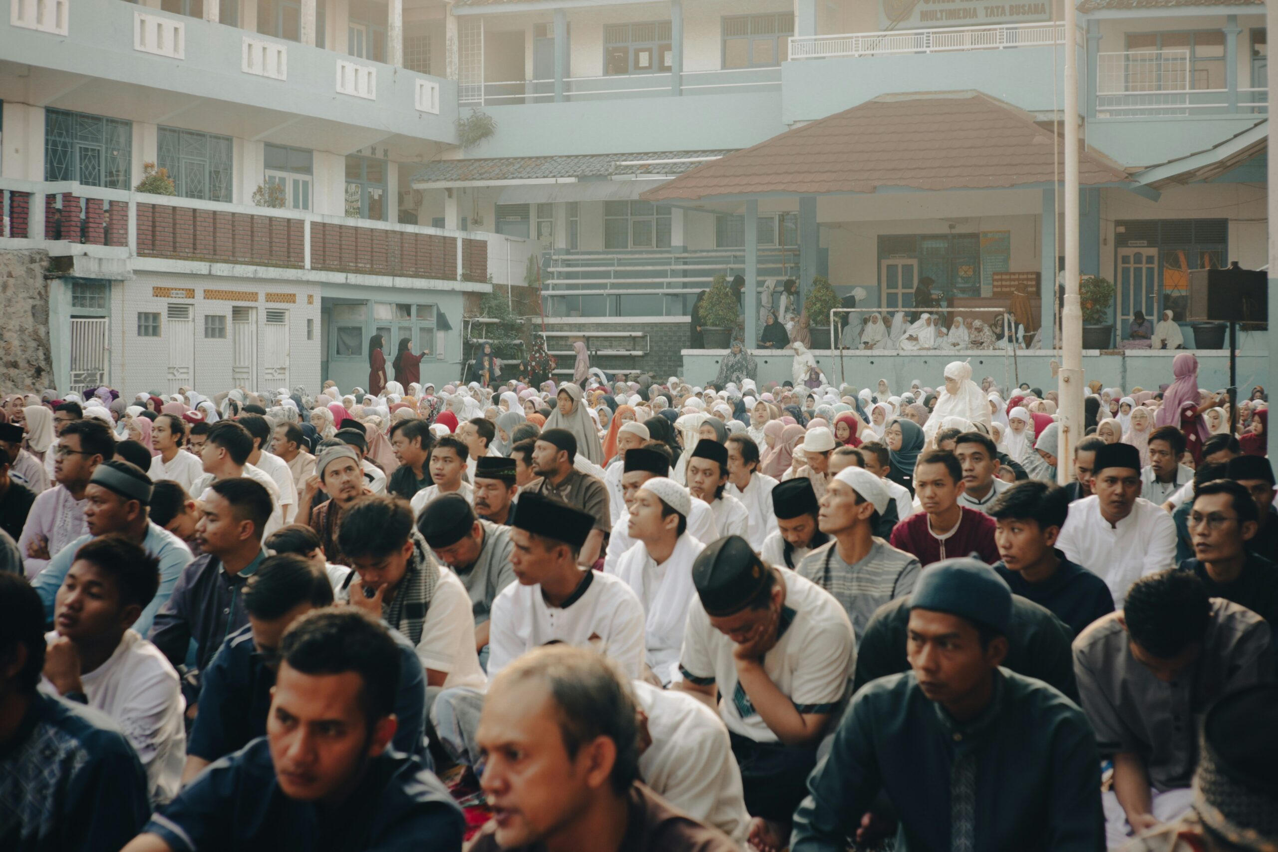 Menyambut Ramadhan dengan Hati yang Bersih dan Damai 6 Menyambut Ramadhan dengan Hati yang Bersih dan Damai